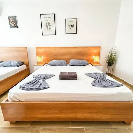 2 Bedroom 896 Apartmán