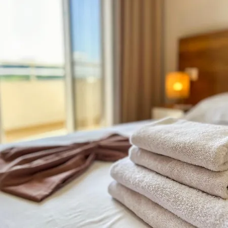 2 Bedroom 896 Apartamento