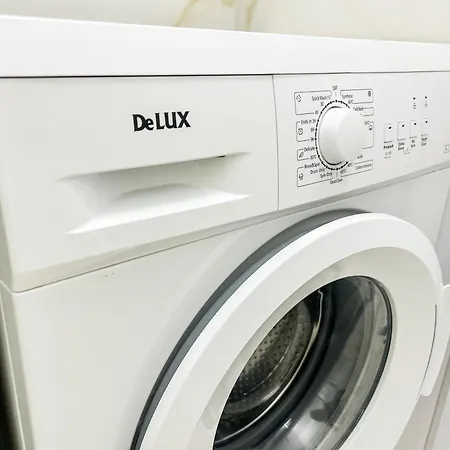 2 Bedroom 896 Apartment *