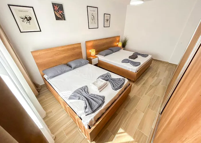 2 Bedroom 896 *